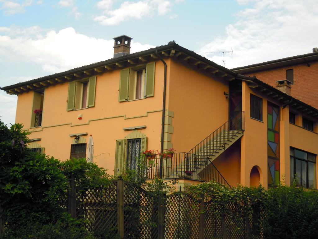 Villa Mery Casale Monferrato Buitenkant foto