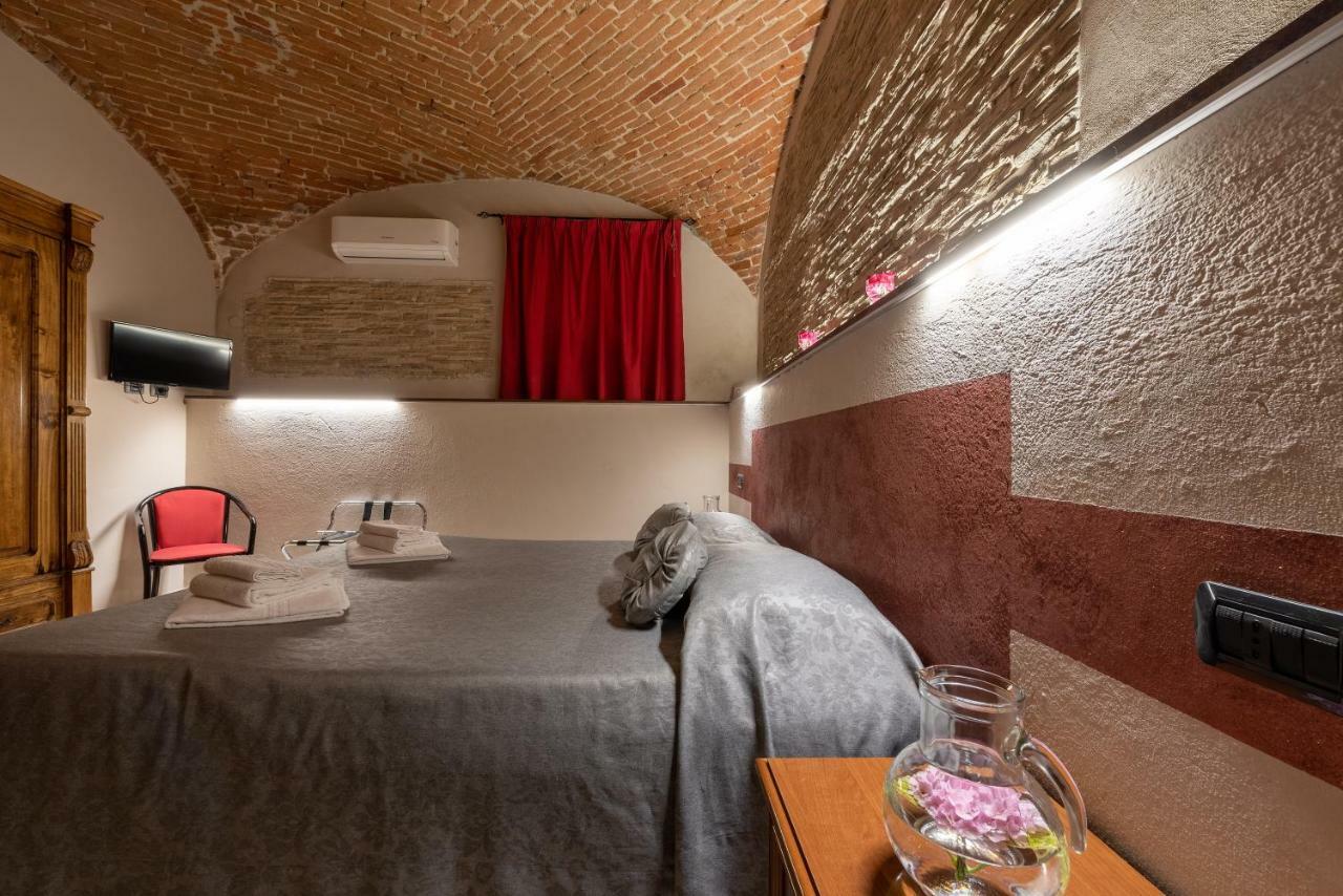 Villa Mery Casale Monferrato Buitenkant foto