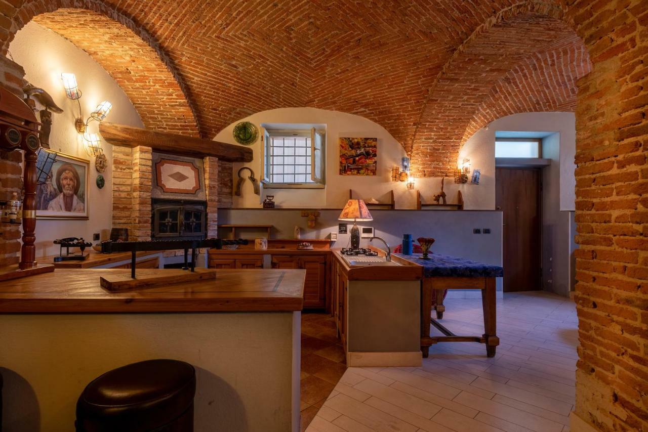 Villa Mery Casale Monferrato Buitenkant foto