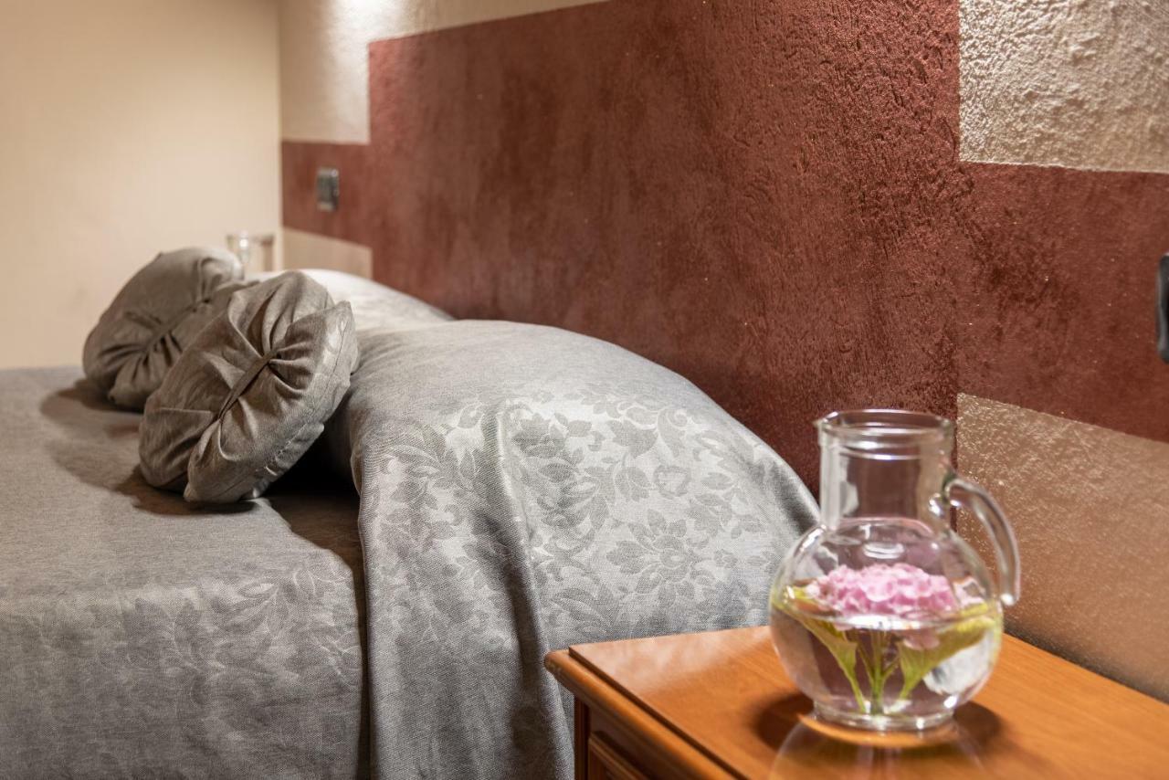 Villa Mery Casale Monferrato Kamer foto
