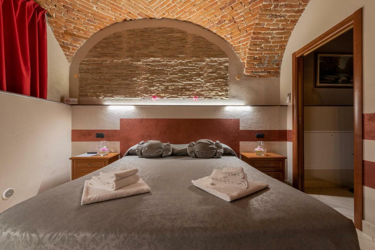 Villa Mery Casale Monferrato Buitenkant foto