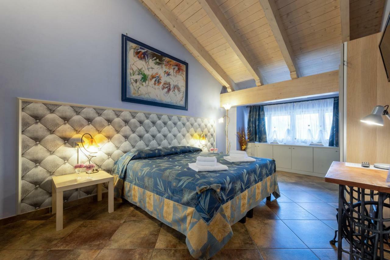 Villa Mery Casale Monferrato Buitenkant foto