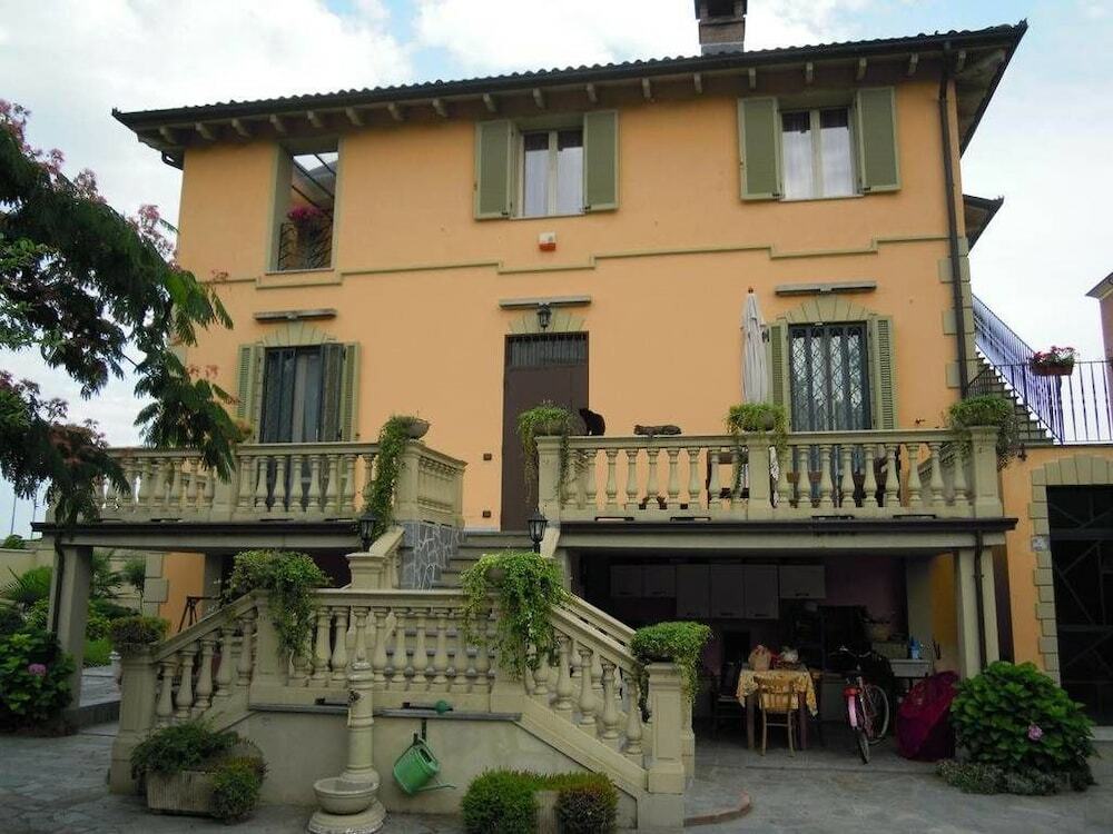 Villa Mery Casale Monferrato Buitenkant foto